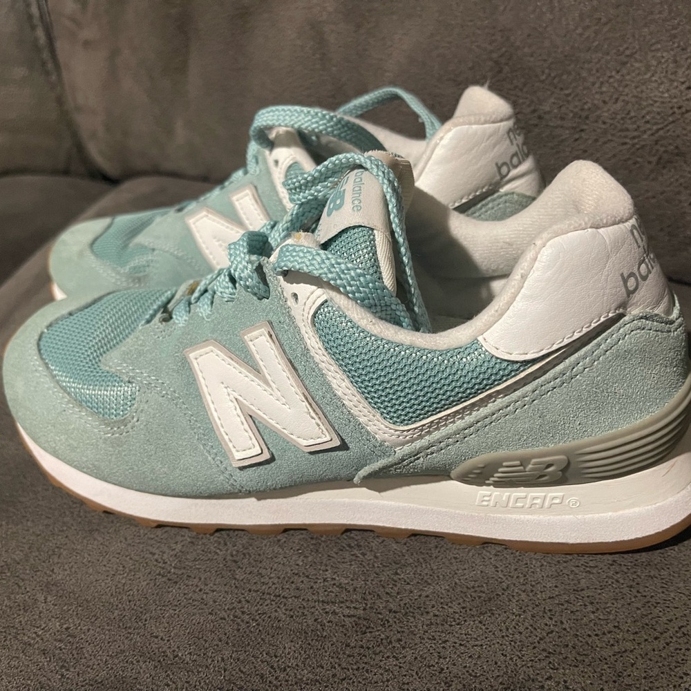New Balance Women's Sneakers - Mint Green and White